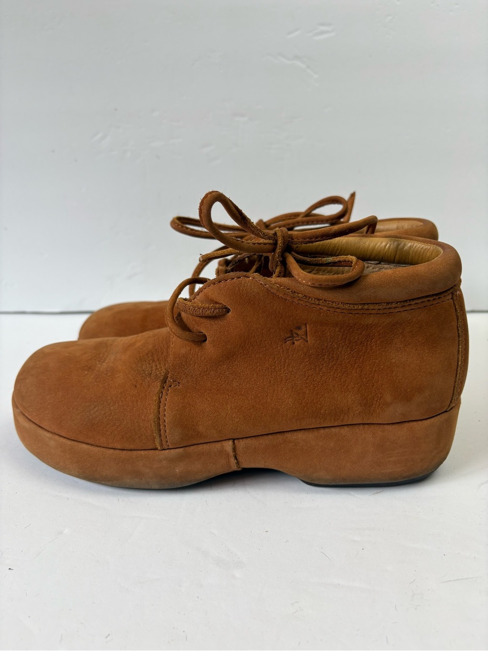 Natur Brown Leather Lace-Up Ankle Bootie Round Toe Women’s 7.5M 632445